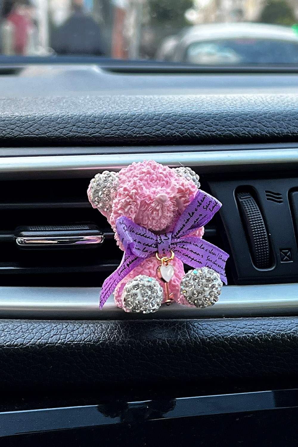 Ροζ αρωματικό αυτοκινήτου αρκουδάκι με φιόγκο και κλειδάκι