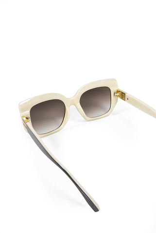 Cat eye γυαλιά ηλίου με χρυσή λεπτομέρεια - ΜΠΕΖ