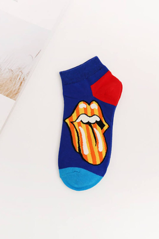 Κοντές κάλτσες με σχέδιο χείλη - ΜΠΛΕ