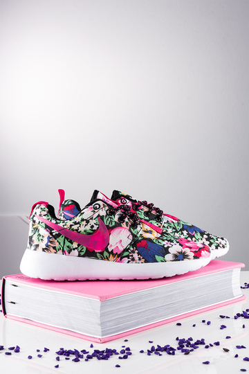 Sneakers με print