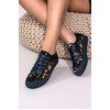 Sneakers με floral σχέδιο