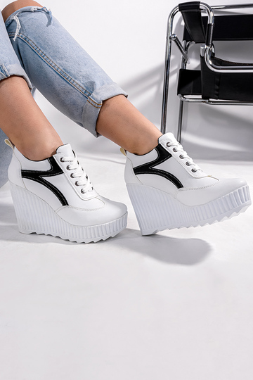 Αθλητικά wedges δερματίνη με ανάγλυφη σόλα - ΑΣΠΡΟ