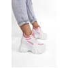 Sneakers με εσωτερικό τακούνια και σχέδιο ραφές