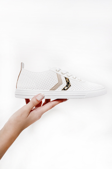 Γυναικεία αθλητικά με suede animal print σχέδιο