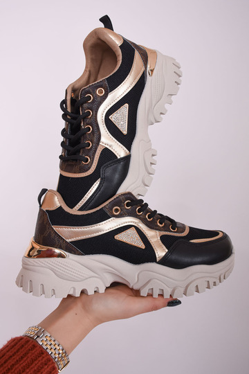 Γυναικεία Sneakers με Λεπτομέρειες και Στράς