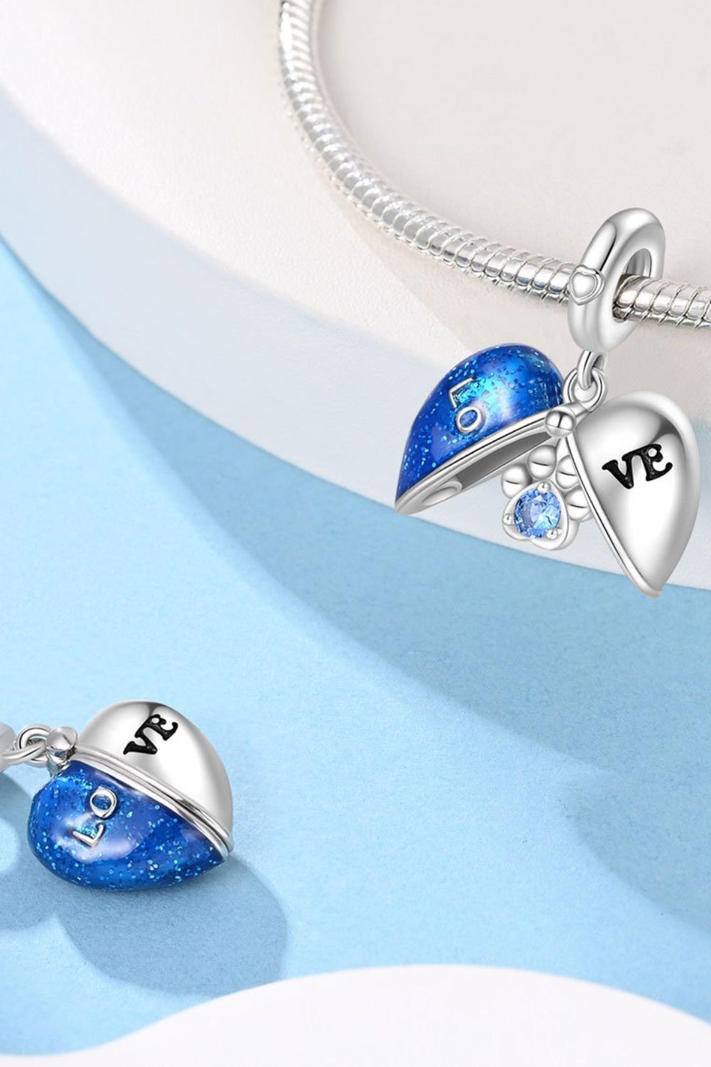 Σύμβολο Καρδιάς "Love" με Μπλε Γκλίτερ και Κρύσταλλο