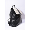 Backpack με Μοντέρνα Λεπτομέρεια