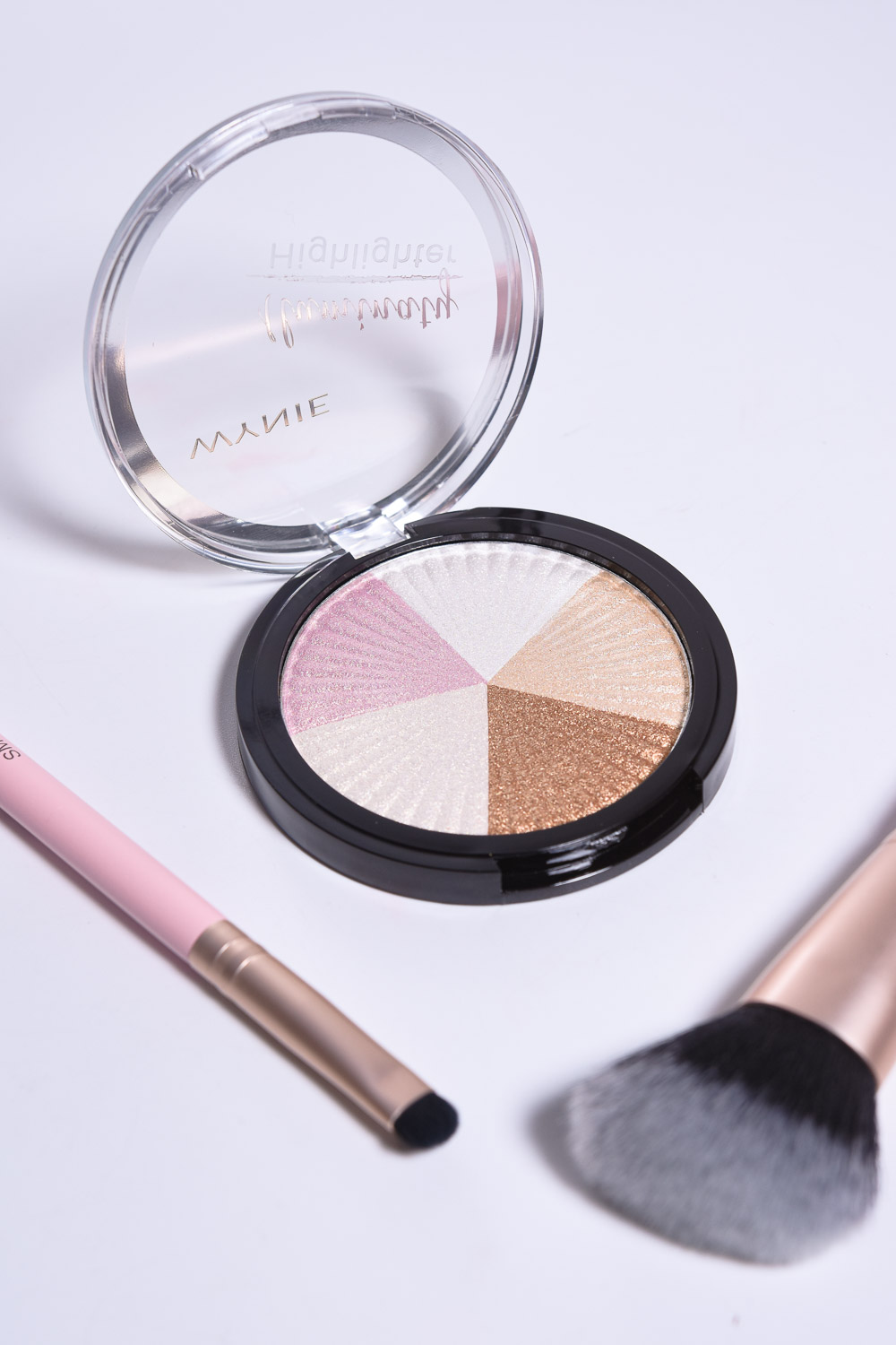 Iluminaty Highlighter